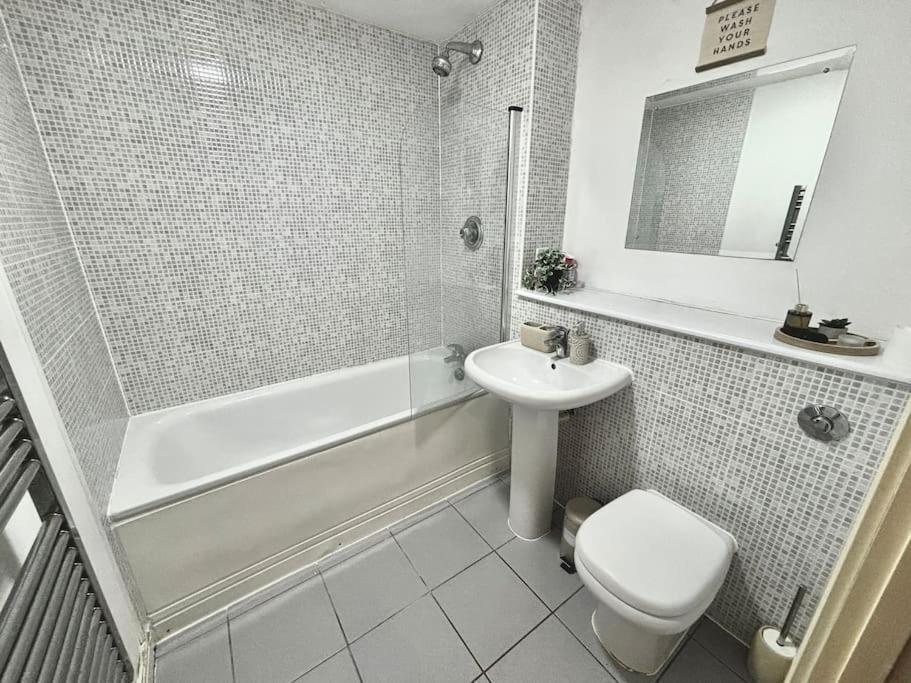 Luxury Apartment In The Heart Of Birmingham City! المظهر الخارجي الصورة